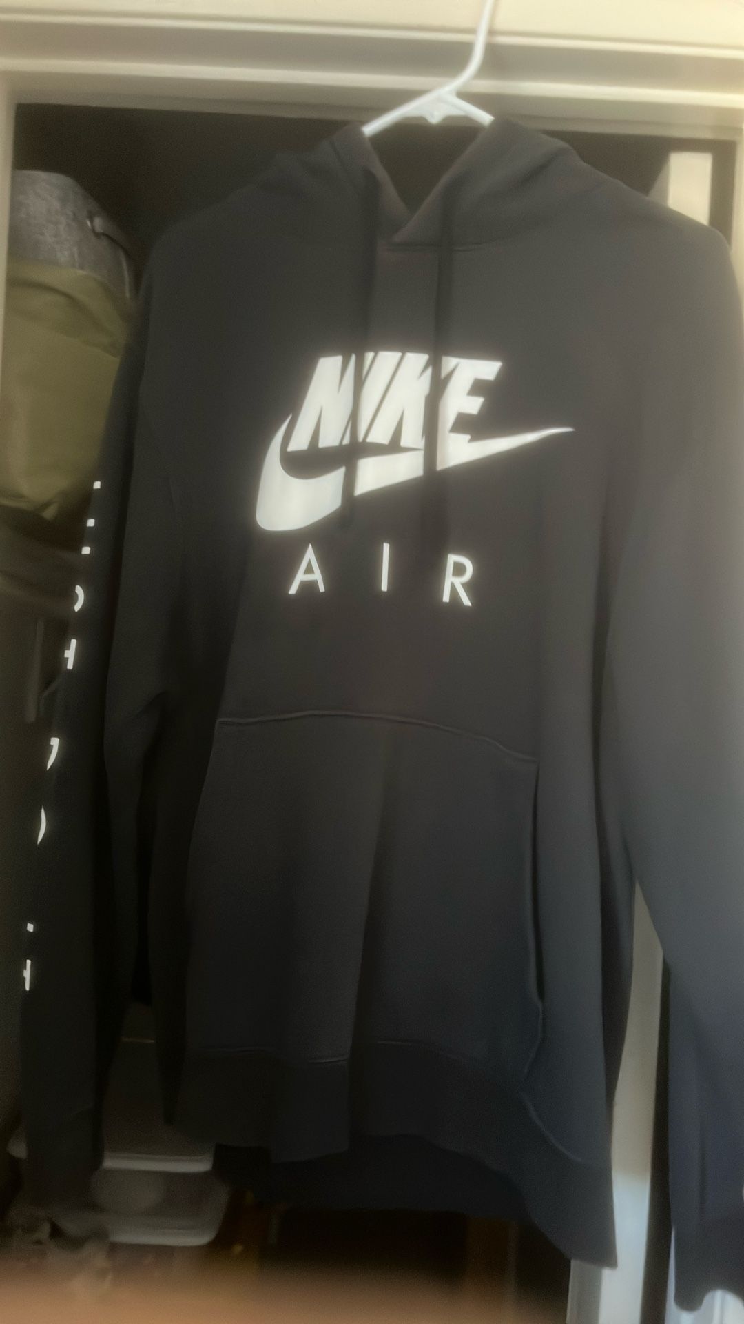 Nike Air Just Do It black hoodie Men’s size (Large)