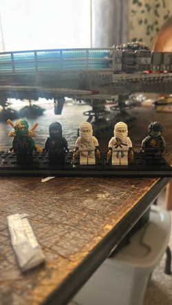 Lego Ninjago figures