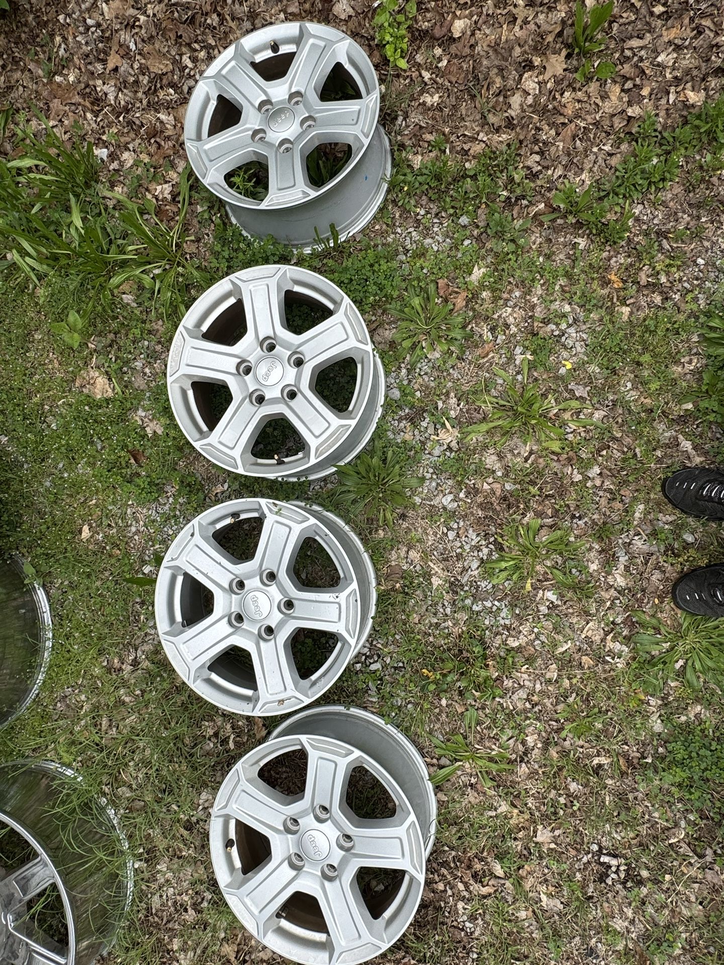 17” Jeep Rims