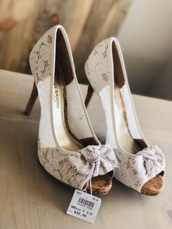 Size 7 1/2 heel (new)