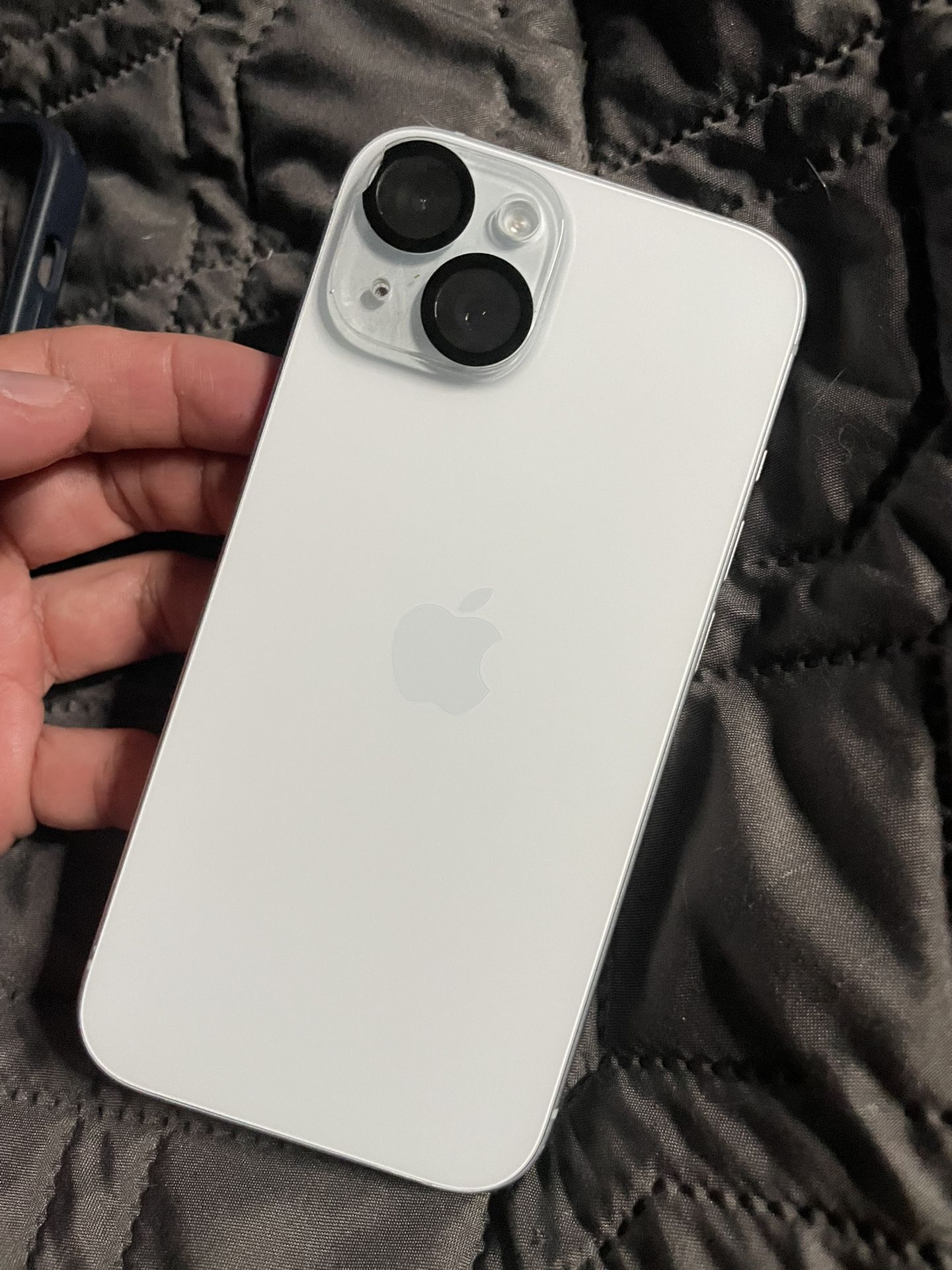 iPhone 15 256 gb (blue)