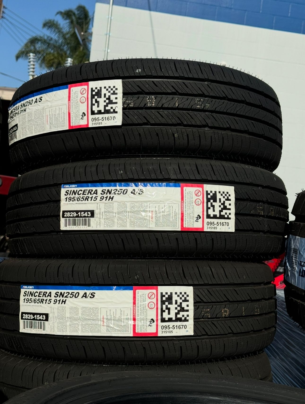 195/65R15 New Falken Sincera SN250 AS Tires