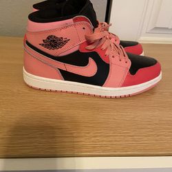 Nike Air Woman’s Size 8.5 (New)