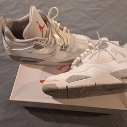 Used Oreos Jordan's Size 9