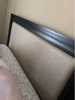 Queen size bed