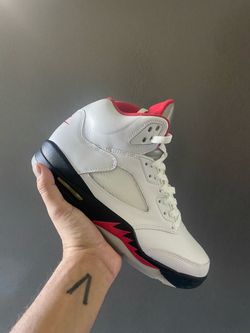 Jordan 5 Fire Red 2020