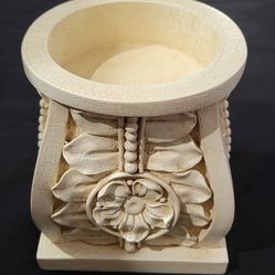 1998 CBK Limited Resin Pillar Candle Holder Size 5.75"X5" Beige Intricate Design