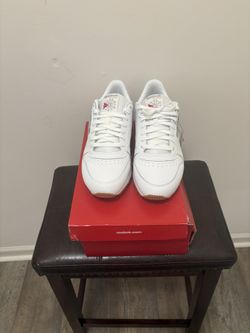 Reebok Classic Unisex Size 9.5