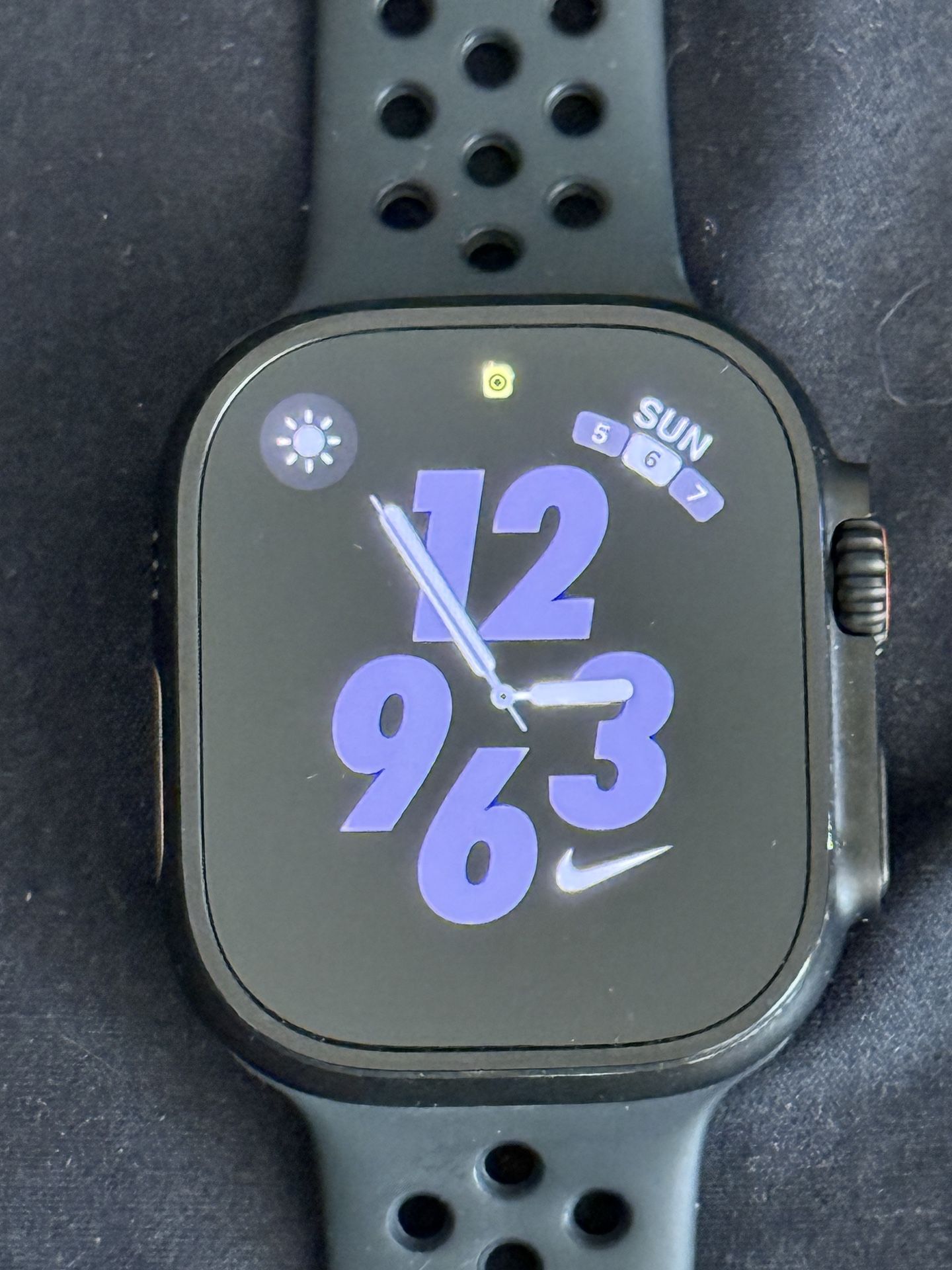 Apple Watch Ultra 2 Black GPS + Cellular 49mm Titanium