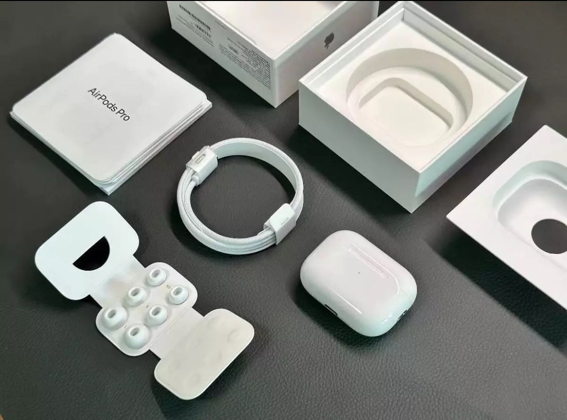 SEND OFFERS Apple AirPods Pro 2nd Generation with MagSafe Wireless Charging Case - White (refurbished)