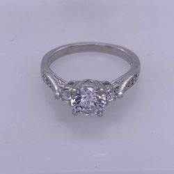925 Sterling Silver Engagement Ring With Round CZ Stone