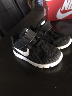 Nike size 4 c