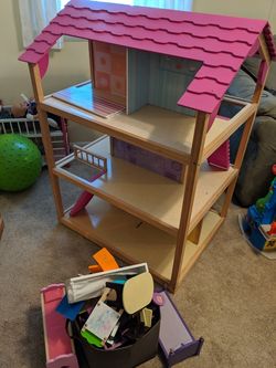 Doll house