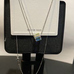 Universal buckle necklace