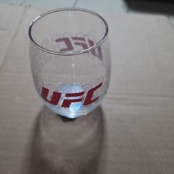 UFC OFFICIAL GLASS 