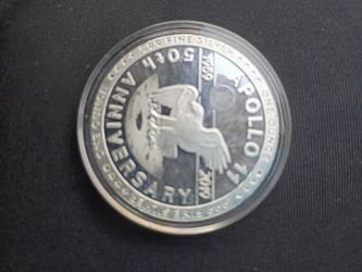 silver dollar.apollo 11