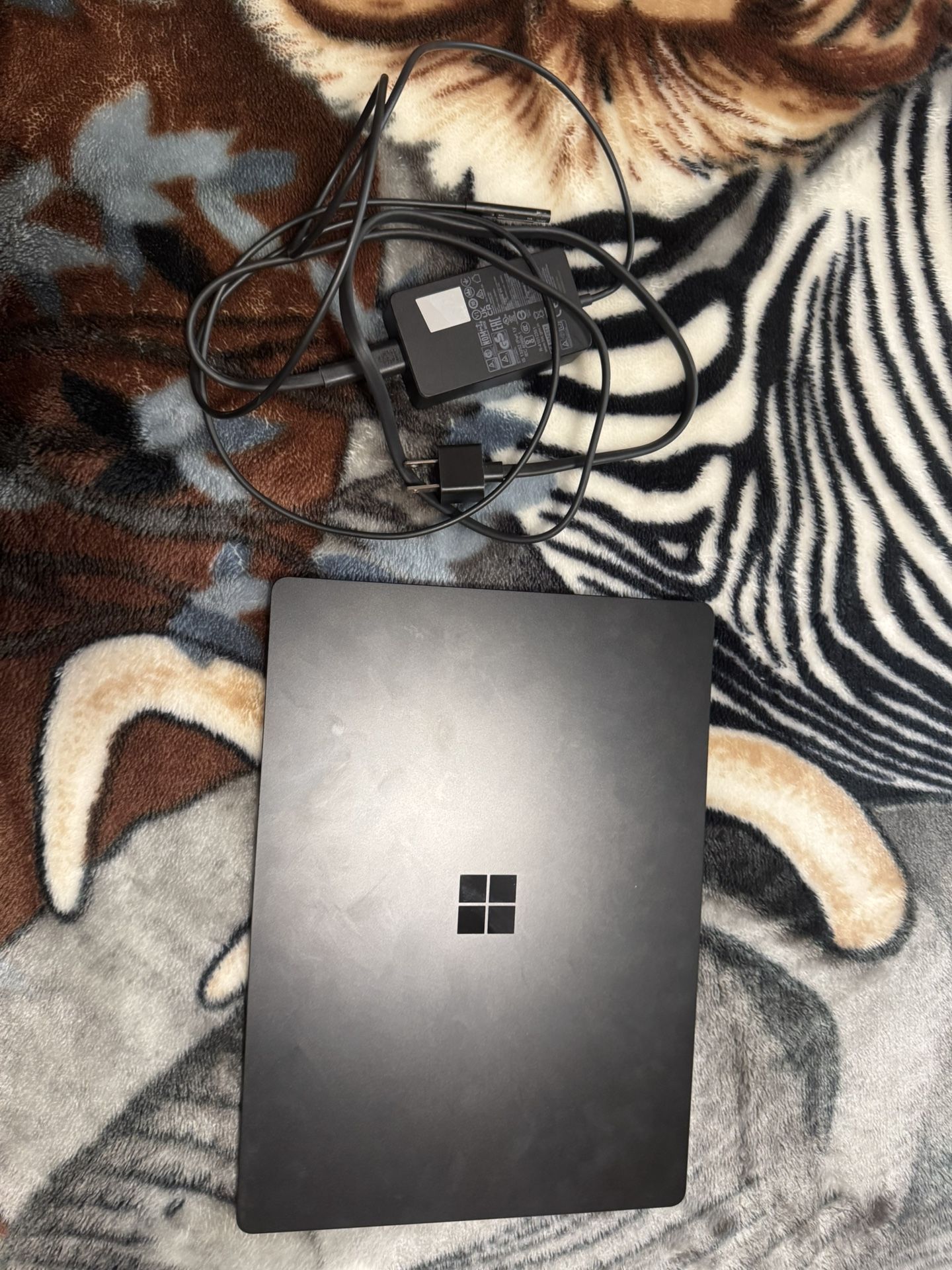 Microsoft Surface Laptop 4 13.5