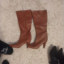 Banana Republic Beautiful Brown Boots Size  6 1/2 