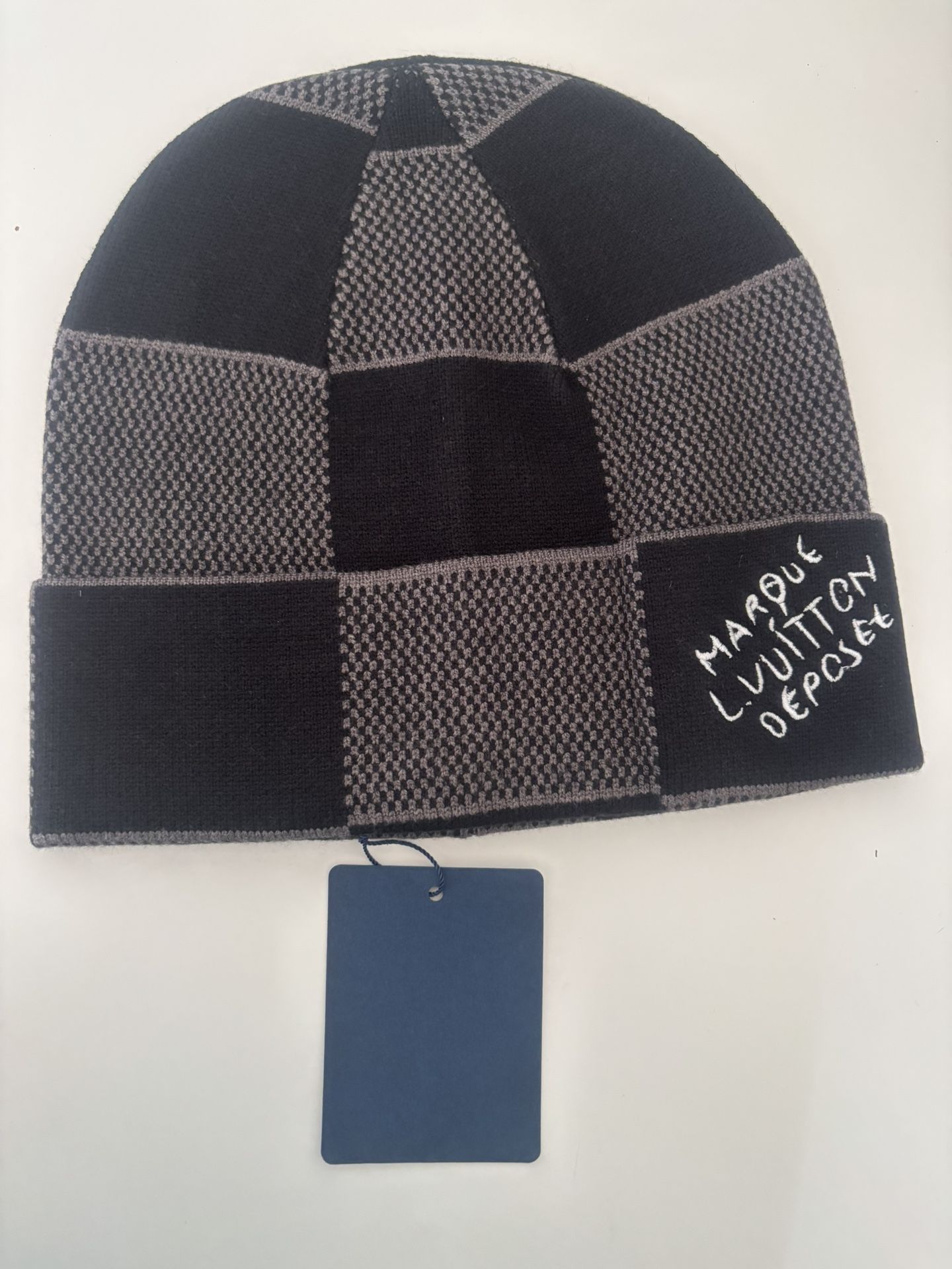 BLACK LV BEANIE