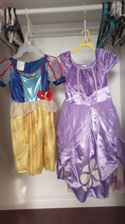 Authentic Disney princess costume snow white Sofia the first