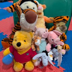 Lot Of Winnie The Pooh And Friends 