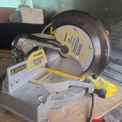 Dewalt Chop Saw for Sale in Kenosha WI OfferUp