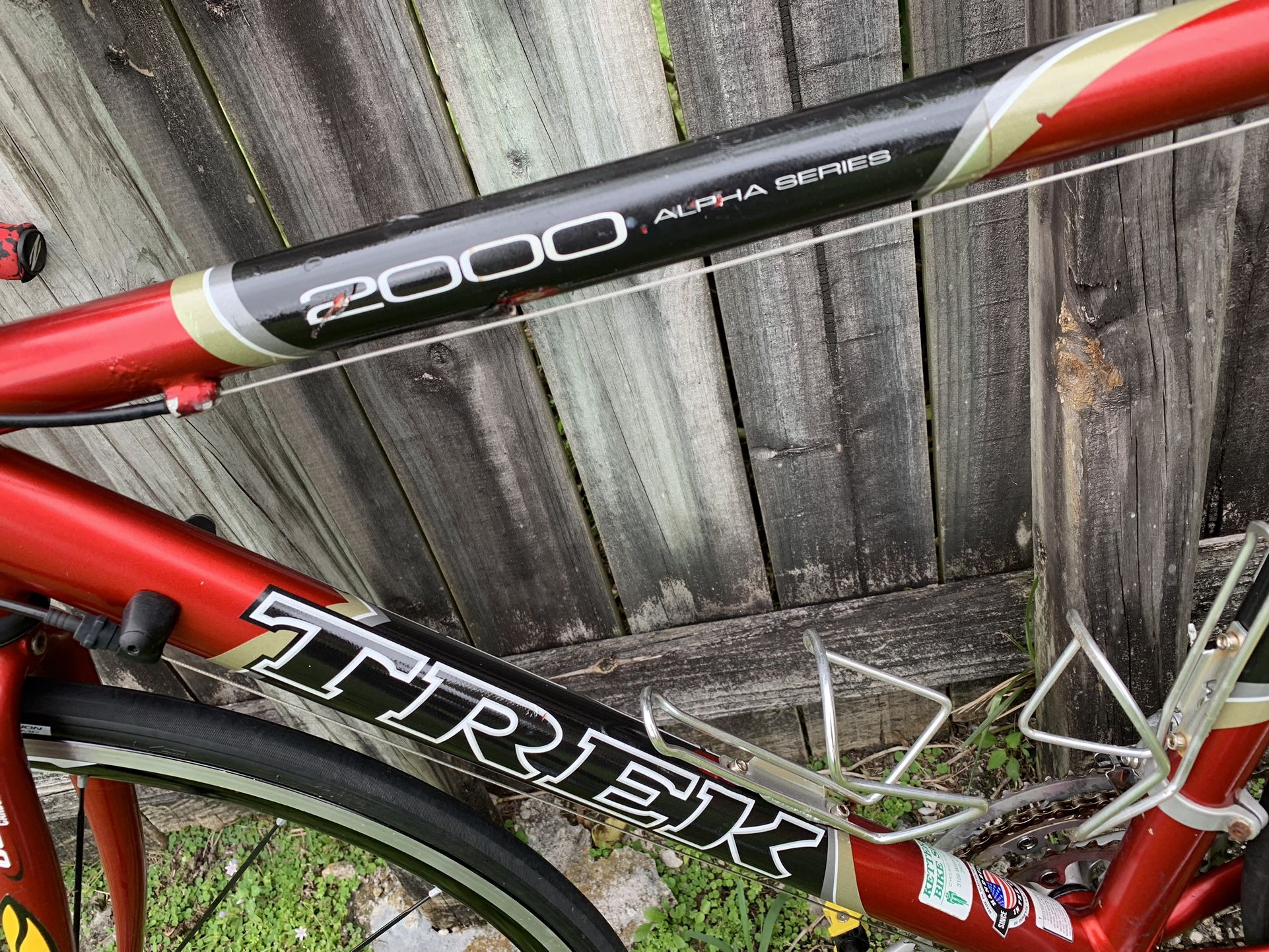 Trek 2000 ALPHA SERIES ROAD BIKE for Sale in Miami, FL - OfferUp