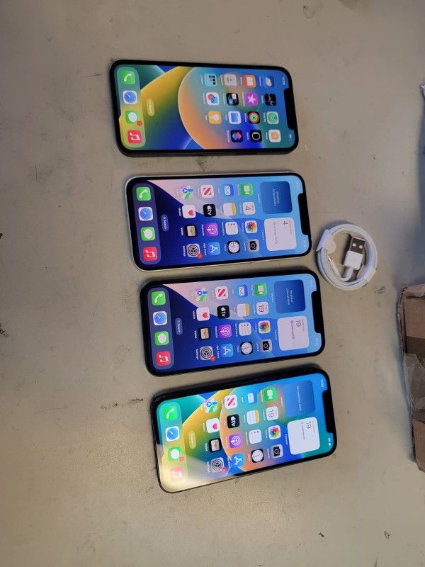 Iphone 12 Brand New Condition Tmobile Fully Paid Factory Unlocked For All Carriers Including MetroPCS