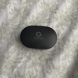 Bluetooth Head Phones Quick sell 