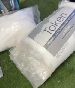 Pack of 10 Token Standard/Queen Machine Washable Firm Bed Pillow