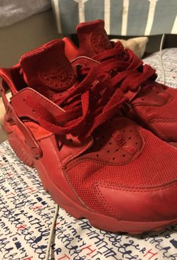 Red huaraches
