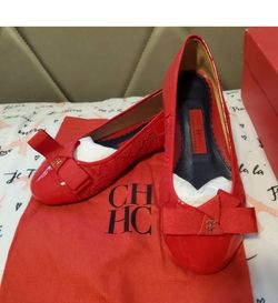Carolina Herrera flats New girl