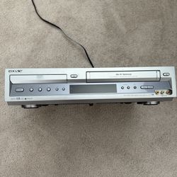 Sony VCR DVD Combo Player Recorder With Remote 