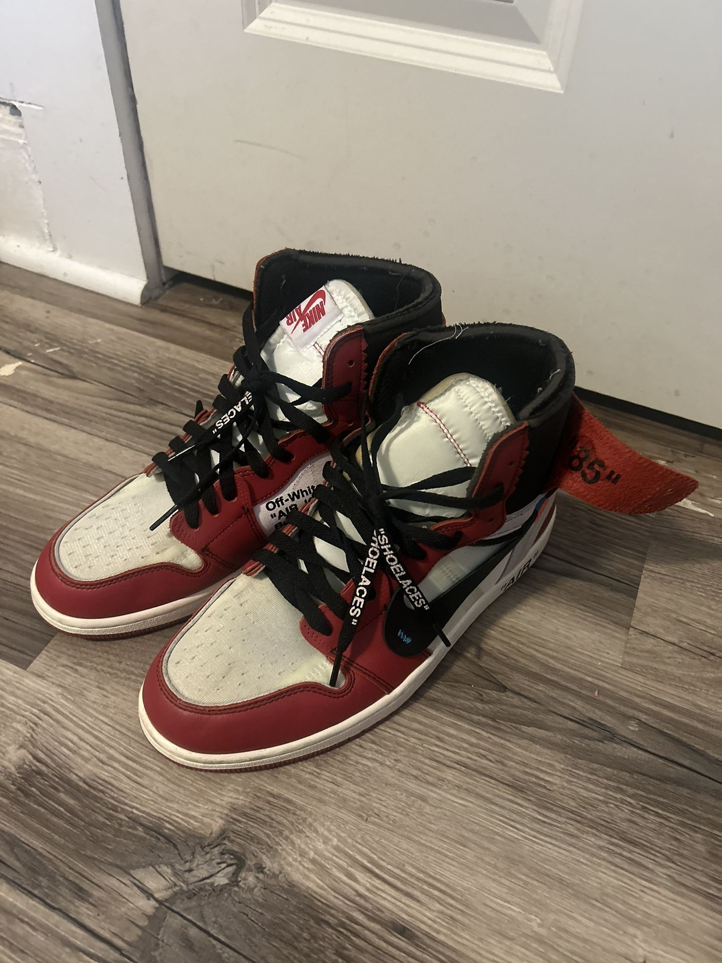 Off White Chicago Jordan 1 Retro High
