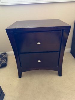 Dark brown 2-drawer Nightstand
