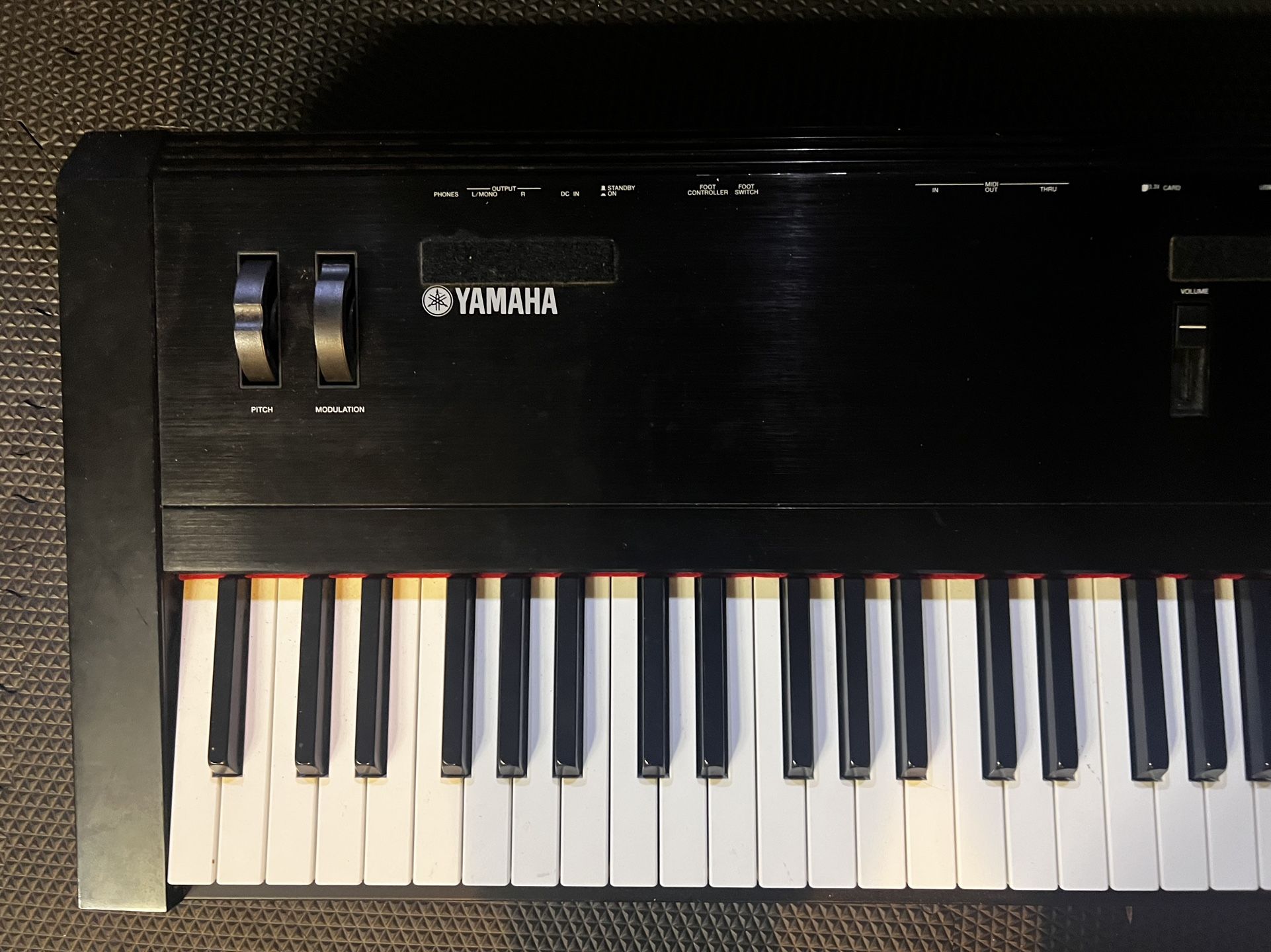 Yamaha S08