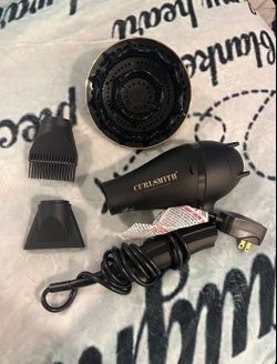 Curl smith Defrizzion travel edition dryer w/attachments