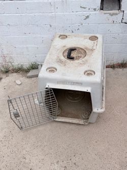 Dog kennel