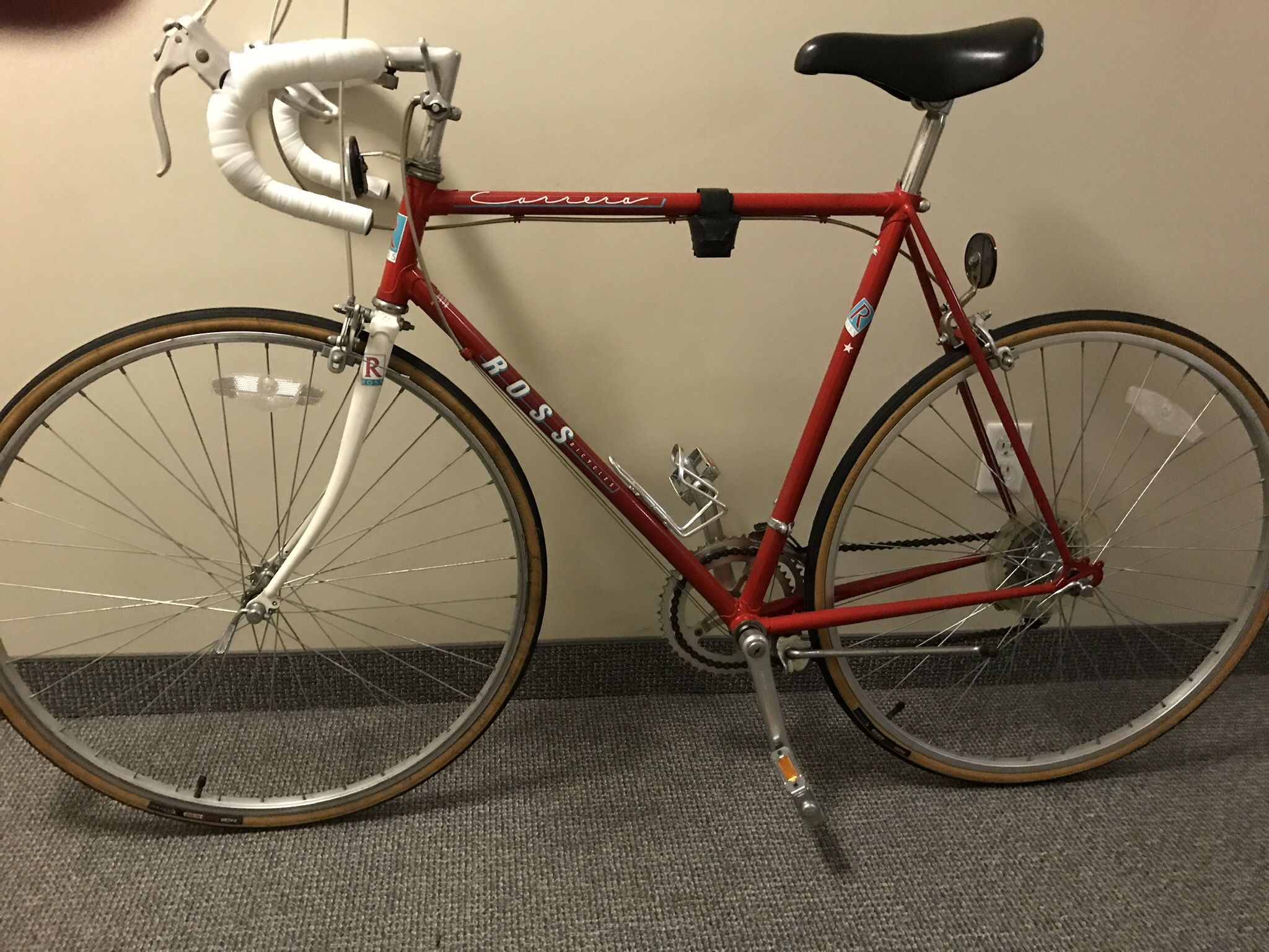 Ross Mens Road Bike 23” Frame Great Condition Scooter Trek Cannondale Pick up 61st and 1st UES
