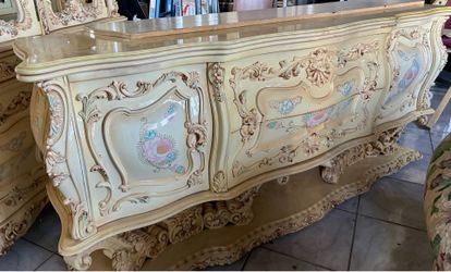 Cellini Baroque Italian side buffet cabinet