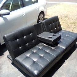 Futon / Sofa 