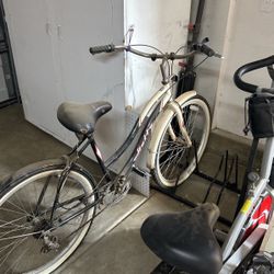 Huffy Women’s Cruiser