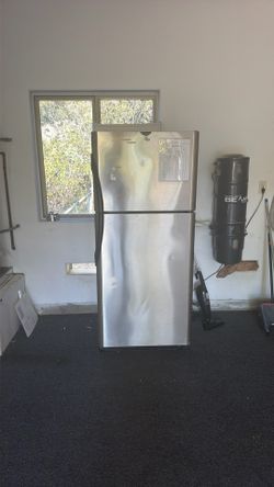 Frigidaire refrigerator