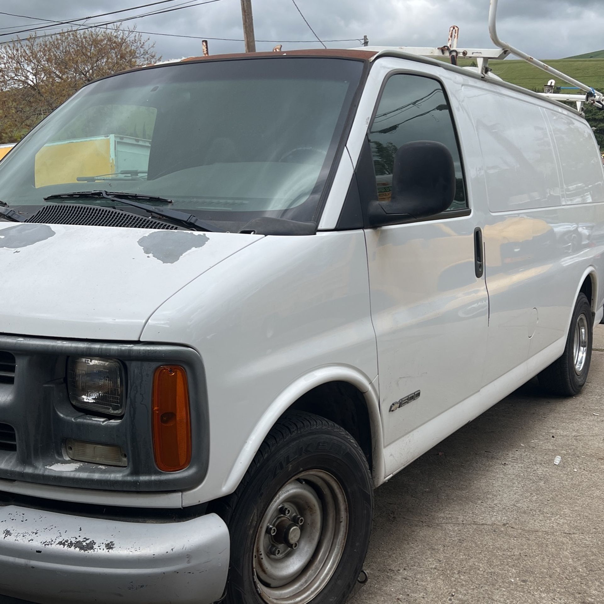 2002 Chevrolet Express