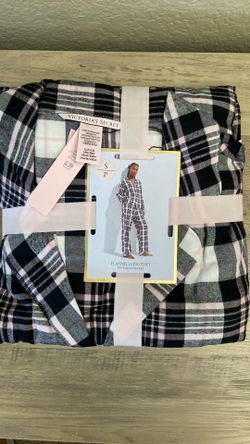 Victoria’s Secret Flannel PJ Set