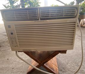 Frigidaire 8,000 BTU Window Room Air Conditioner