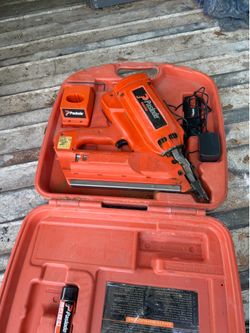 Frameless cordless nailer