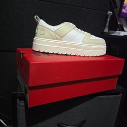 NEW Hugo Lyssa Tenn Size 11 