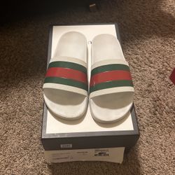 Gucci Sldies 