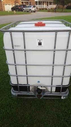 'Clean' 250 gallon  storage tank